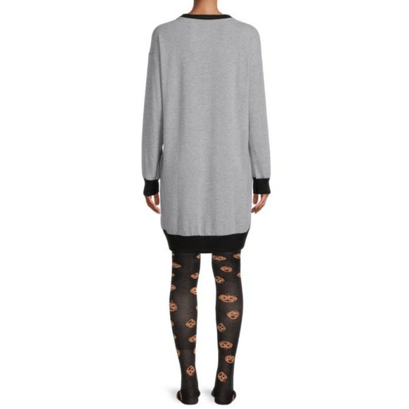 Women's Plus Nightmare Before Christmas Sleepshirt with Socks, size 3X - Picture 2 of 4